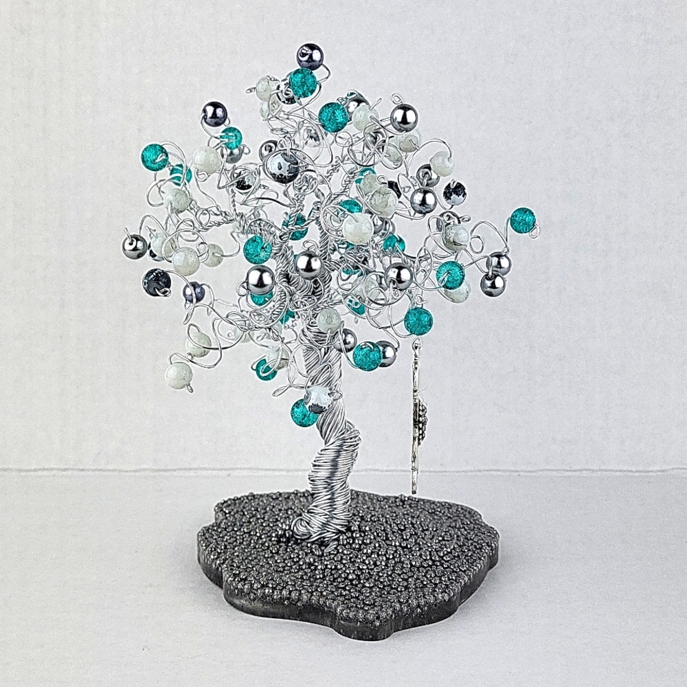 Wire Tree Art - Picture 4 of 8